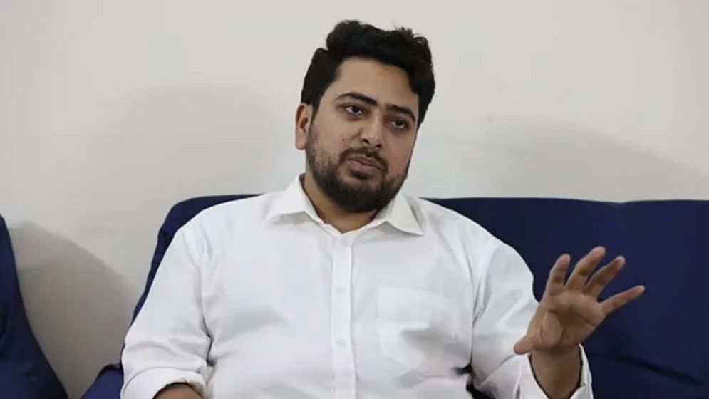 জাতীয় ঐক্যের নামে জাতির সঙ্গে প্রতারণা হচ্ছে: নাহিদ ইসলাম